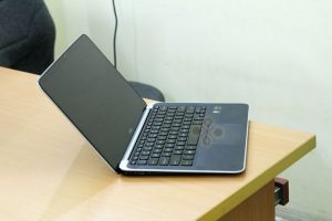 laptop dell xps 13 core i5 3337u in hanoi 3